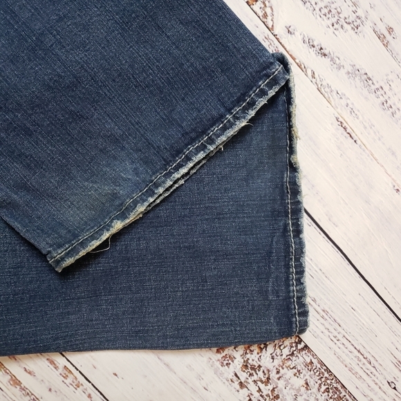 Silver Jeans Aiko Mid Boot Cut Distressed with embroidery and studs. - Picture 11 of 16